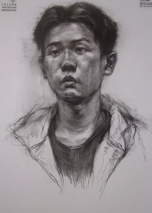 素描頭像1.png